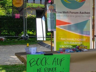 KIMIKO Stand vom Forum mit dem Schild Boch auf ne Runde TABU?